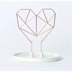 IMM Living BNIB Rose Gold Porcelain Coxet Wire Heart Ceramic Jewelry Holder